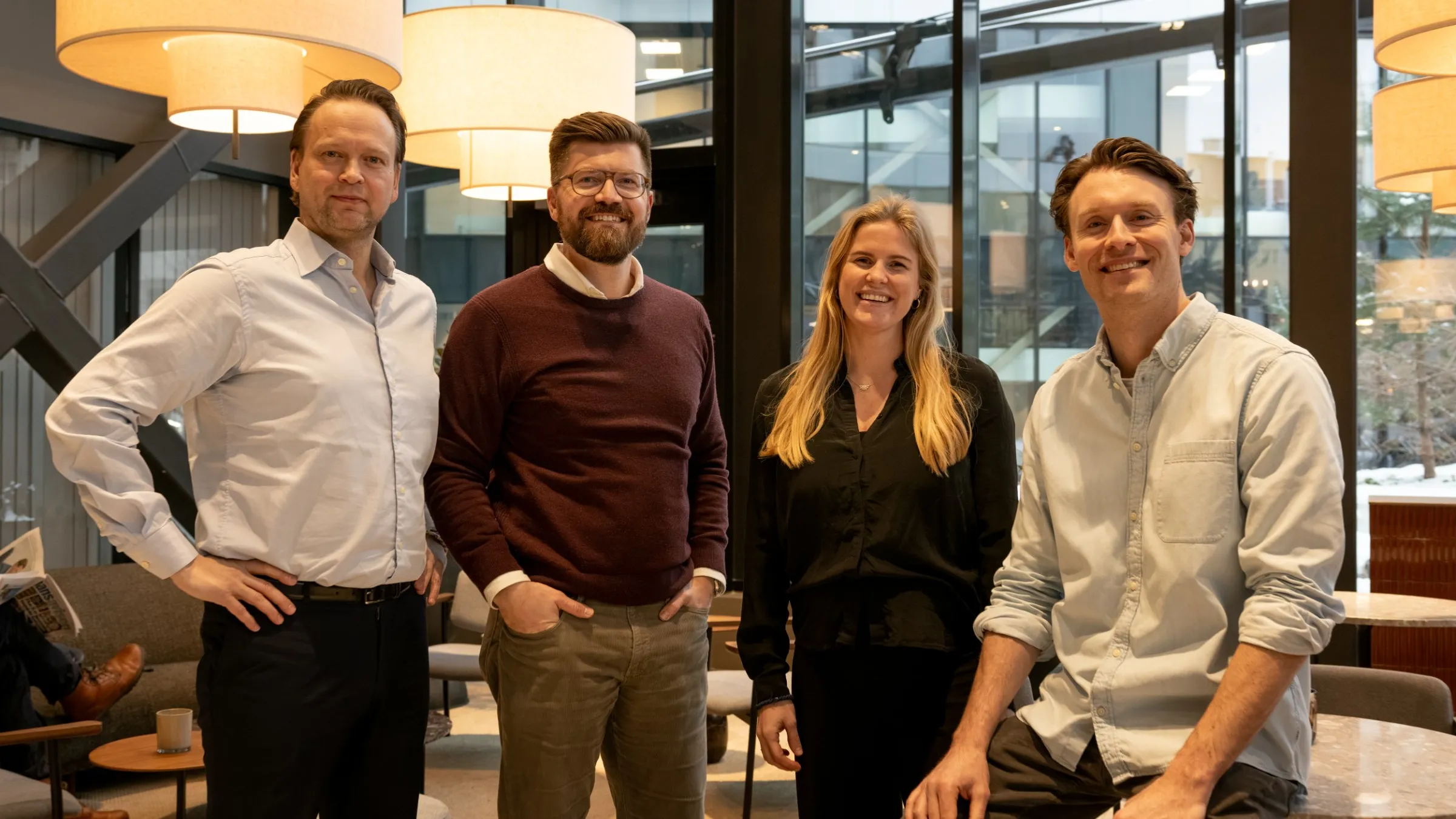 Fra venstre: Frode Øvrevik (styremedlem og medgründer), Fredrik Marø (styremedlem), Mie Solem (Daglig leder), Kristoffer Ingebrigsten (styreleder Medipath og daglig leder i Dr.Dropin)
